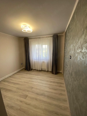 Închiriez apartament - imagine 2