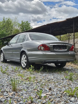 Jaguar X-Type 2.0 Diesel - imagine 5
