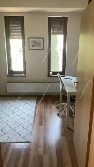 Apartament 3 camere | Parcare | Curte privata bloc - imagine 3