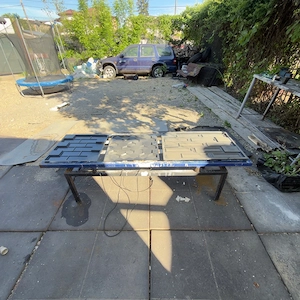    Vând masă vibrantă profesională pentru plăci decorative   pavele   beton   