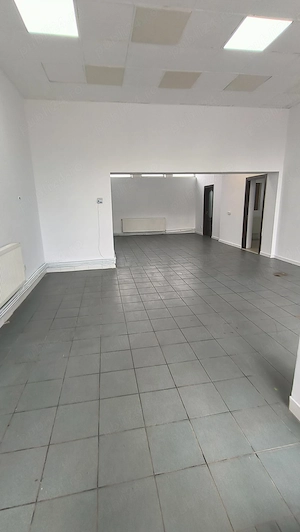 Proprietar, vand spatiu comercial in Bacau cartier Cornisa - imagine 2
