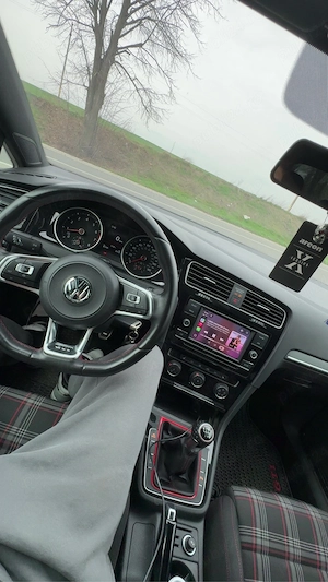 VW Golf 7.5 GTI Performance - imagine 3