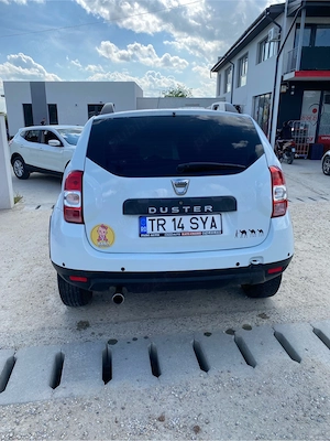 Dacia Duster 1.5dci 4x2 - imagine 4