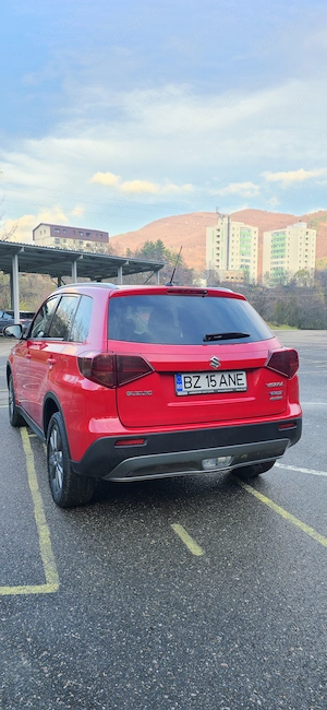 Suzuki Vitara 2020 4x4  - imagine 4