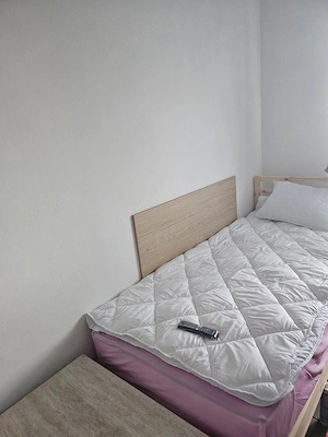 Ofer spre închiriere cameră camin direct proprietar  - imagine 4