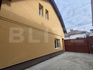 Casă finisata 220 mp, 2 corpuri de cladire , teren 261 mp, cart Gruia ! - imagine 16