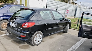 Peugeot 206+,an 2010 - imagine 4