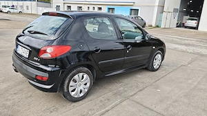 Peugeot 206+,an 2010 - imagine 3