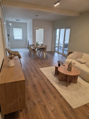 APARTAMENTE NOI PREMIUM  INCALZIRE IN PARDOSEALA  LOC PARCARE INCLUS - imagine 4