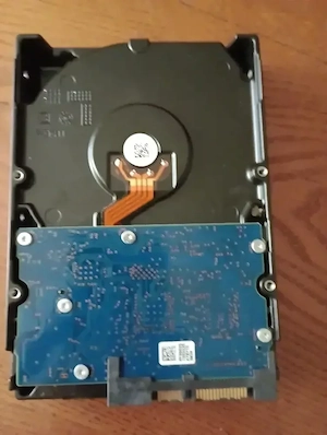 HDD Toshiba (hard disc de PC) de 2T, functional,aproape nou - imagine 4
