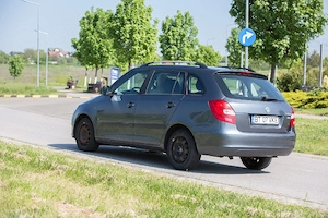 Skoda Fabia 1.6 TDI - imagine 10