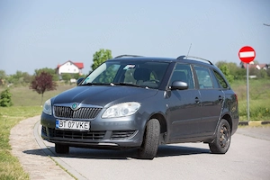 Skoda Fabia 1.6 TDI - imagine 9
