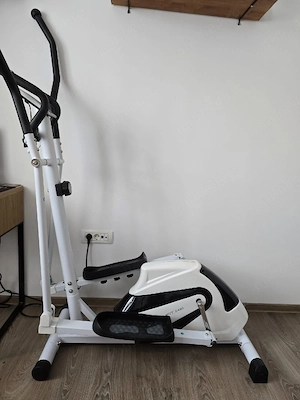 Bicicleta fitness eliptica Techfit E490