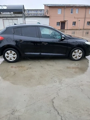 renault megane  - imagine 4