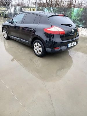 renault megane  - imagine 8