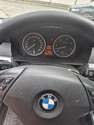 vand BMW 520 2009