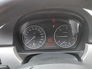 Bmw E90 2010 - imagine 4