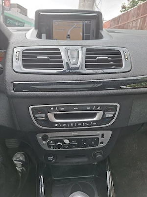 Renault Megane 3 1.5dci - imagine 2