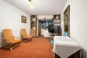 Apartament 3 camere, etaj 1- zona Lipovei