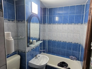 Garsonieră de închiriat situată în zona gării-Bârlad  - imagine 4