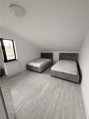 Apartament de vanzare - La Stejari - mobilat partial - imagine 3