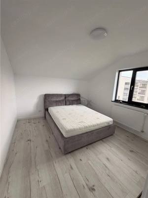 Apartament de vanzare - La Stejari - mobilat partial - imagine 7