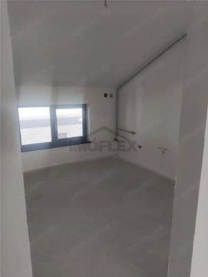Apartament de vanzare - La Stejari - imagine 6