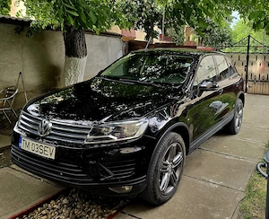 Proprietar,vand VW Tuareg An 2017 motor 2967 cm3,265CP - imagine 5