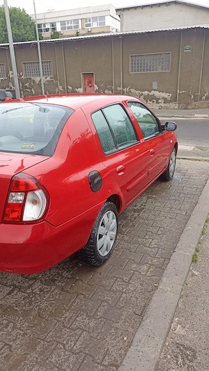 Renault Symbol 1.5 dci - imagine 3