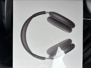 Vând Air Pods Max