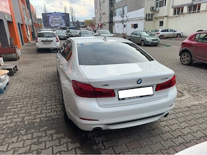 2020 BMW G30 530i Xdrive 2.0 benzina 252 cp - imagine 2