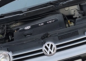 Dezmembrez Golf 4 1.6 16v