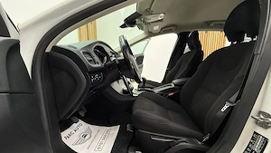 ** Volvo V40 ** - imagine 8
