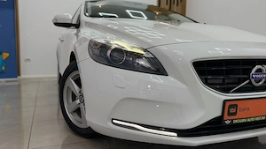 ** Volvo V40 ** - imagine 2