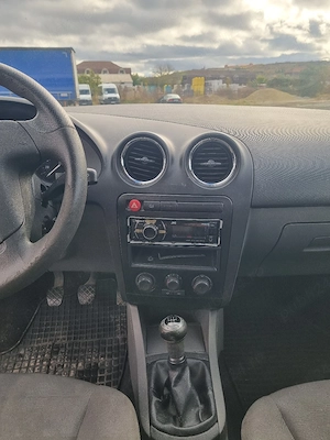 Seat ibiza 1.2 benzină  - imagine 3