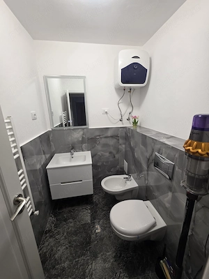 Apartament 4 camere etaj 1 - imagine 8