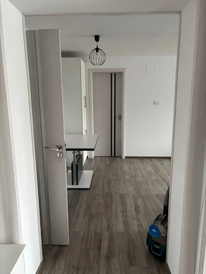 Apartament de vanzare cu 3 camere - imagine 9