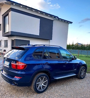 BMW X5 automata anul 2012 - imagine 2