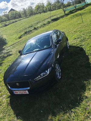 Jaguar XE  - imagine 2