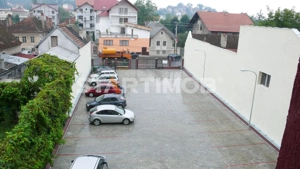 Apartament mobilat Central cu parcare - imagine 32