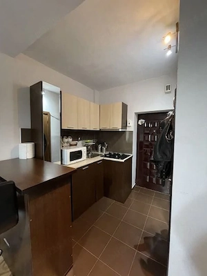 Garsoniera de vanzare zona Far, MOBILATA UTILATA, ETAJ 1 - imagine 5