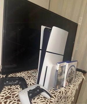 Vând consolă PS 5 varianta cu disc+2 controlere+2 jocuri