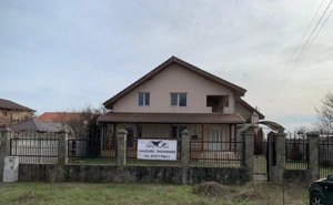 Duplex premium în vatra veche a localității Moșnița Veche
