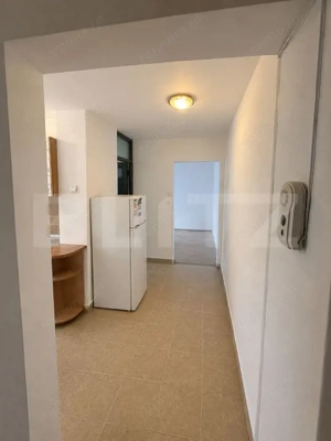 Apartament 3 camere semidecomandat, 50 mp, etaj 2, zona Dambul Pietros - imagine 7