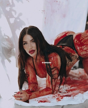 I m Hot Baby - imagine 3