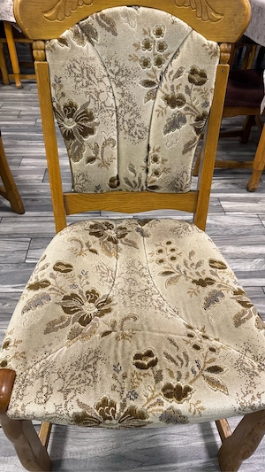Vand Scaune lemn masiv tapițate stil rustic vintage 