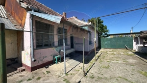 Casă cu 3 camere de vânzare în Sânnicolaul Român - imagine 9