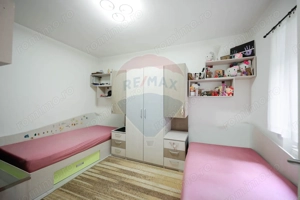 Casă / Vilă cu 3 camere de vânzare în zona Centrală- Parcul Brătianu - imagine 4