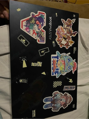Vand laptop asus vivobook 