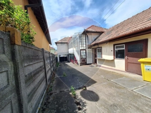 Casă cu panoramă superbă asupra orașului–Mediaș, str. Ulmului nr. 13A - imagine 8
